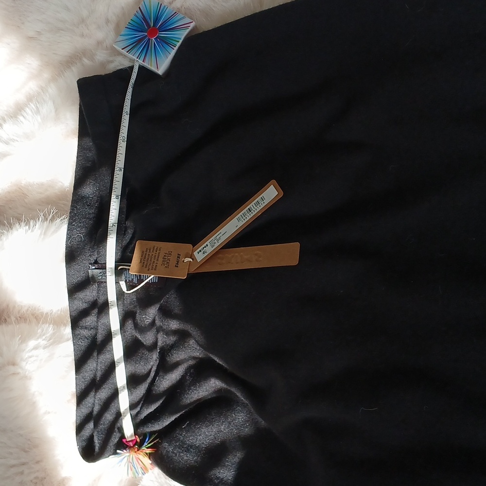 Skims Sheer BLACK Cashmere Maxi Skirt - Picture 5 of 6